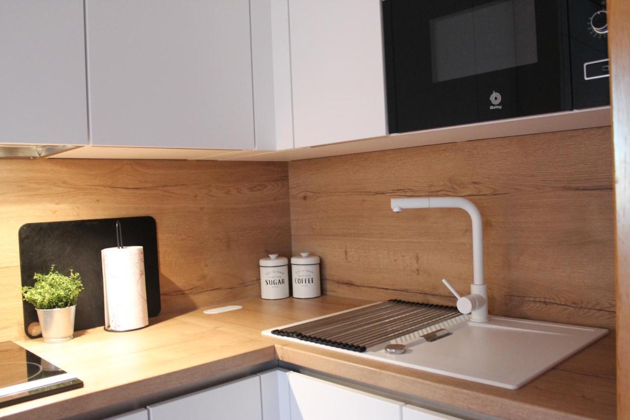 Apartamento Beachfront La Jacaranda Marbella Buitenkant foto